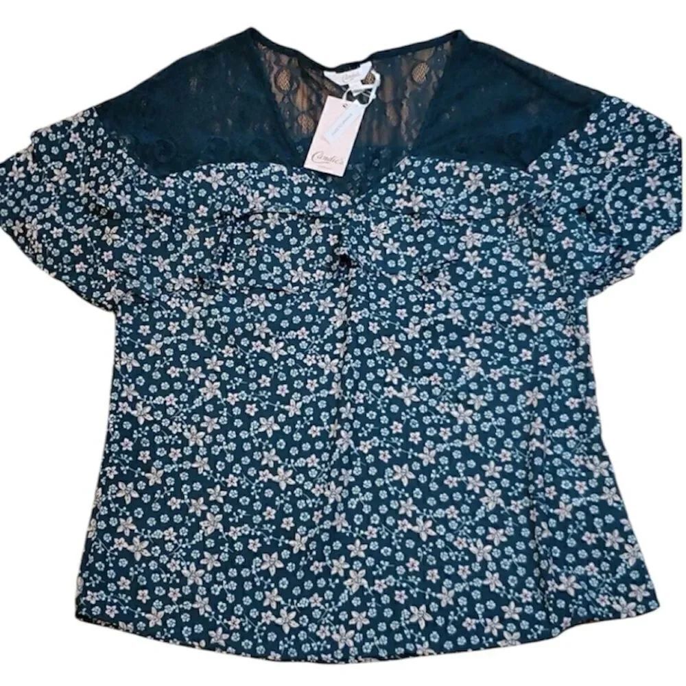 New! Silky Dark Green Calico and Lace Top, Medium